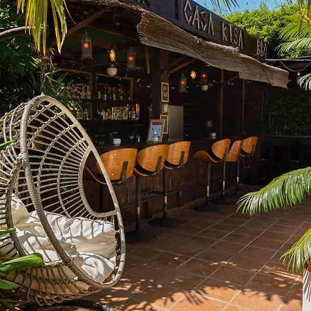 Casa Risa & Bed and Breakfast *