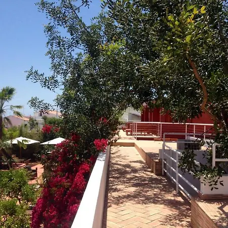 Bed & Breakfast Casa Risa & Mexilhoeira Grande